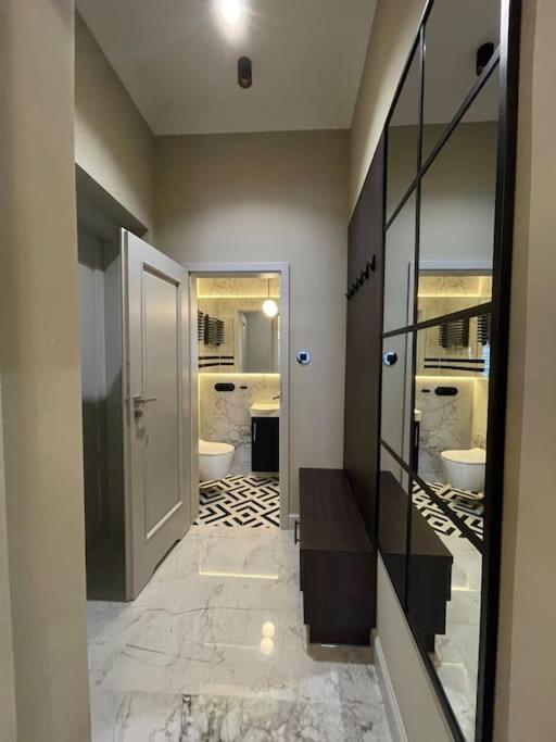 Crown Pearl - Wonderful Apartment, 110Scm, 4 Rooms Krakov Exteriér fotografie