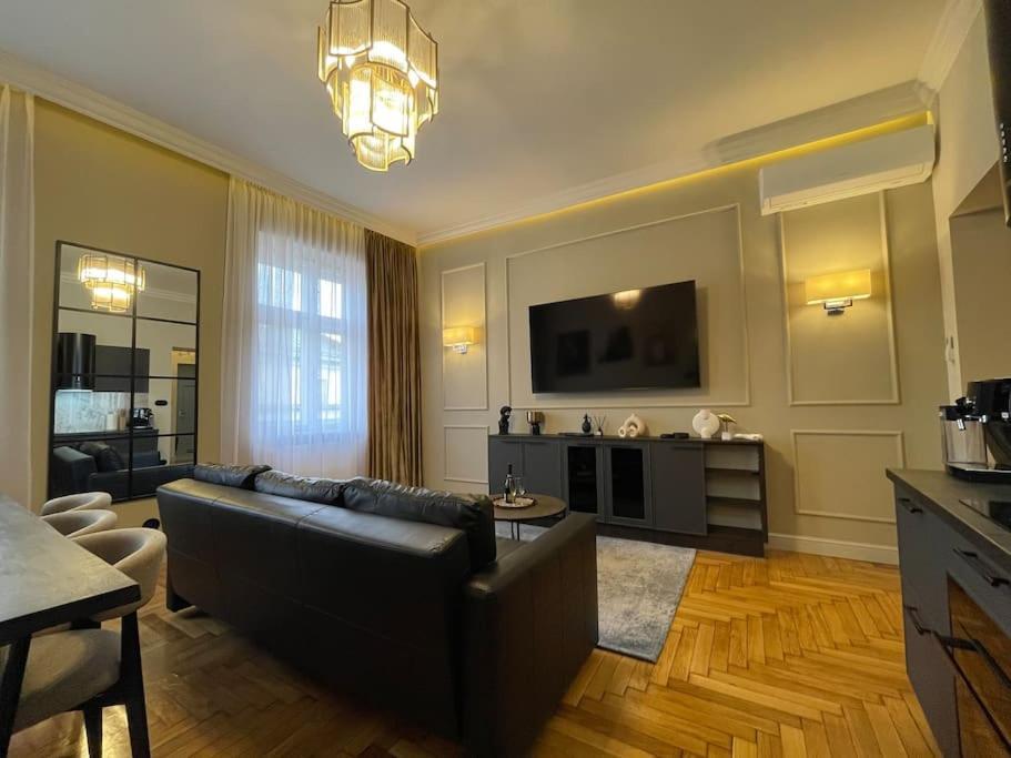 Crown Pearl - Wonderful Apartment, 110Scm, 4 Rooms Krakov Exteriér fotografie