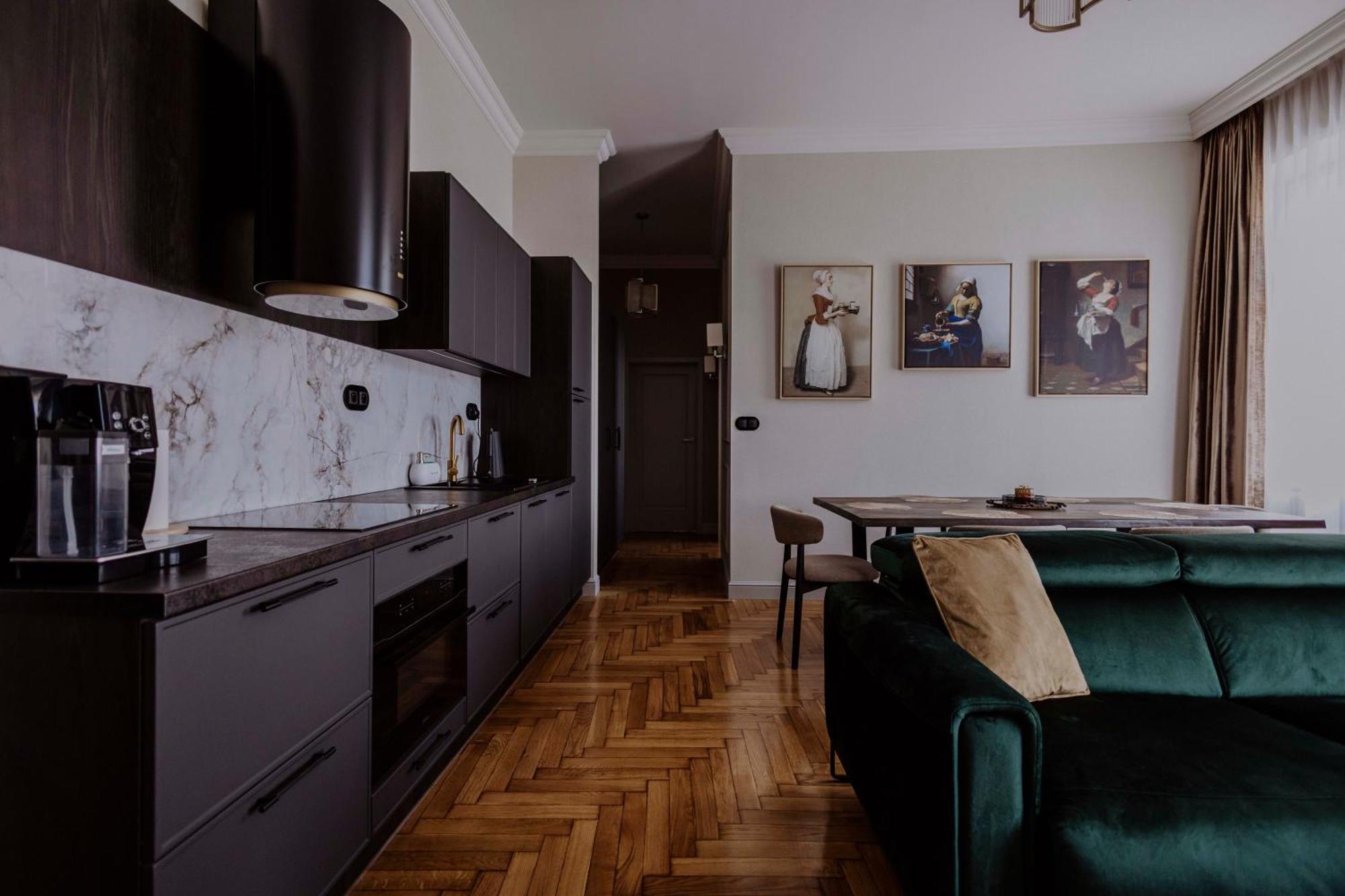Crown Pearl - Wonderful Apartment, 110Scm, 4 Rooms Krakov Exteriér fotografie
